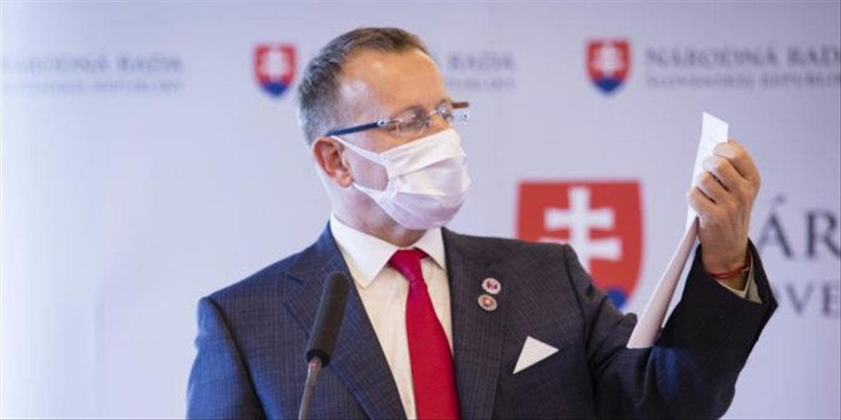 Boris Kollár nevie, odkiaľ vláda vezme prostriedky na zvýšenie príspevkov na dieťa. Chce hľadať kompromis so stranou Hlas-SD