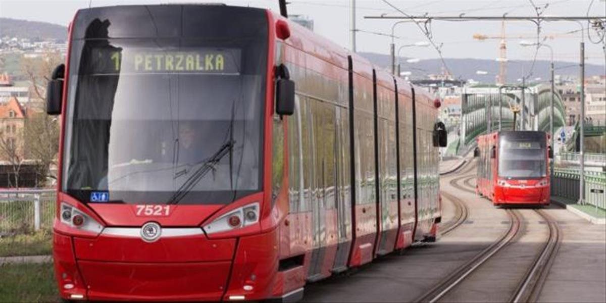 Bratislavčania sa dočkajú! Výstavba električkovej trate do Petržalky začne na jeseň
