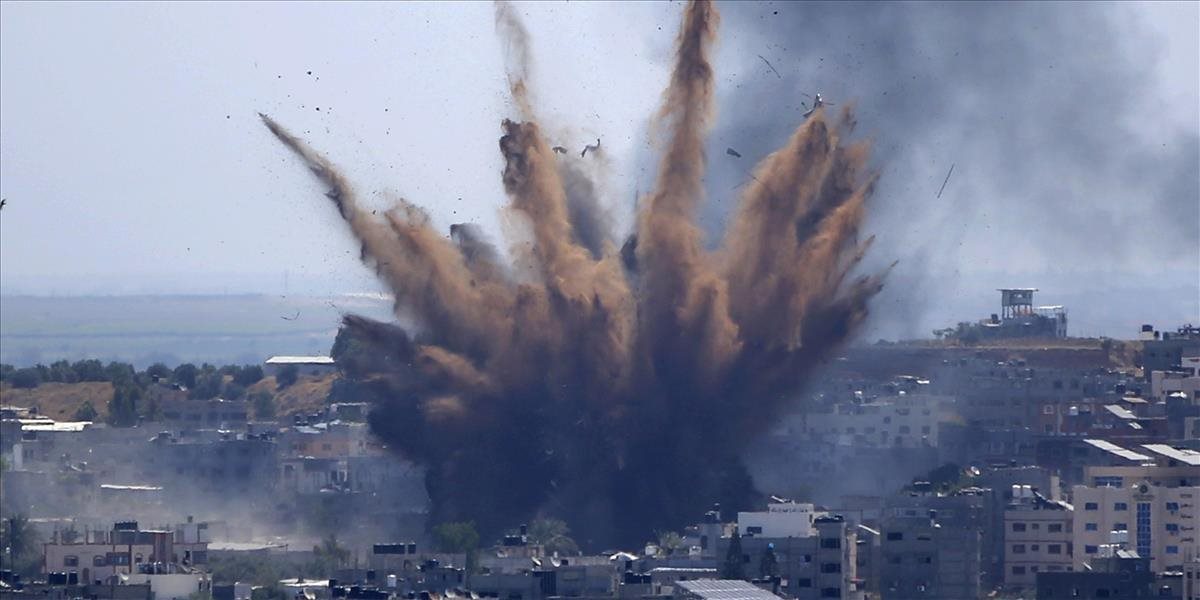 Z pásma Gazy hlásia ďalšie obete. Izraelské rakety zasiahli utečenecký tábor, zomreli ženy a deti