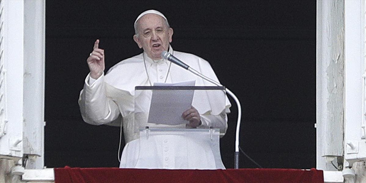Pápež František vyzval na ukončenie bojov v Pásme Gazy aj Mjanmarsku