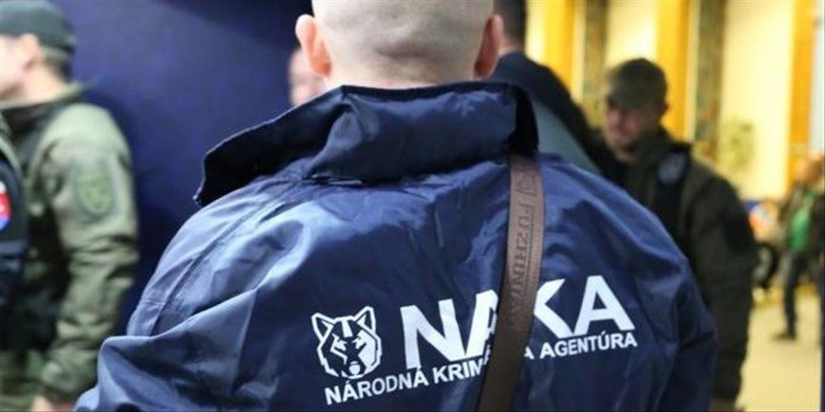 Vyšetrovatelia NAKA začali dopoludnia výsluch bývalého príslušníka SIS Petra Tótha
