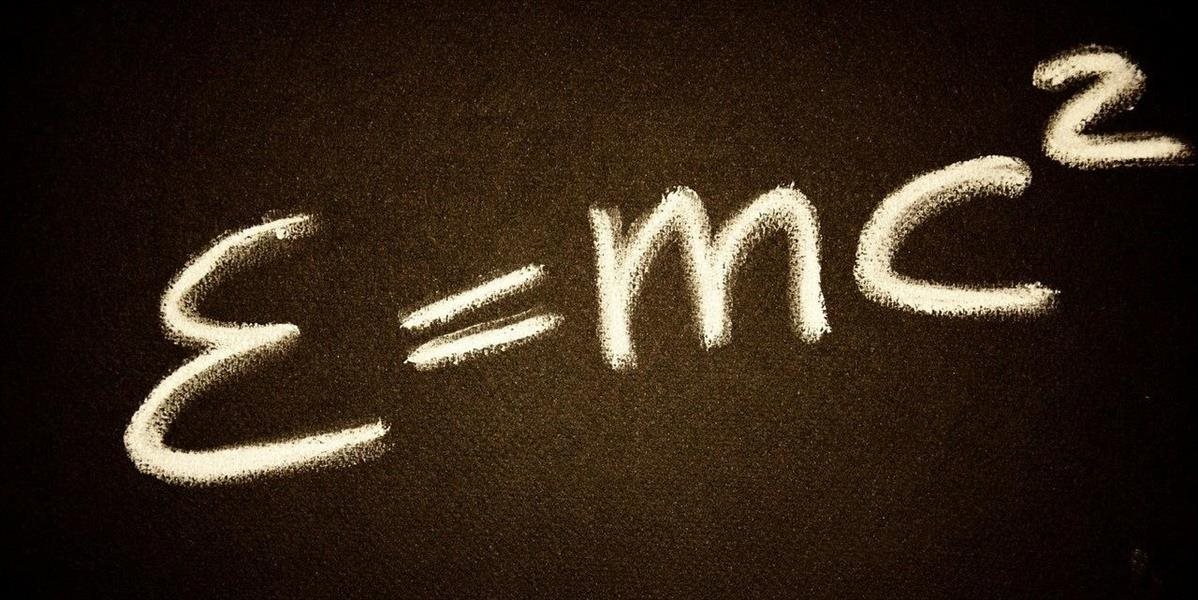 Najznámejšiu fyzikálnu rovnicu na svete vydražili za viac ako 1 milión dolárov