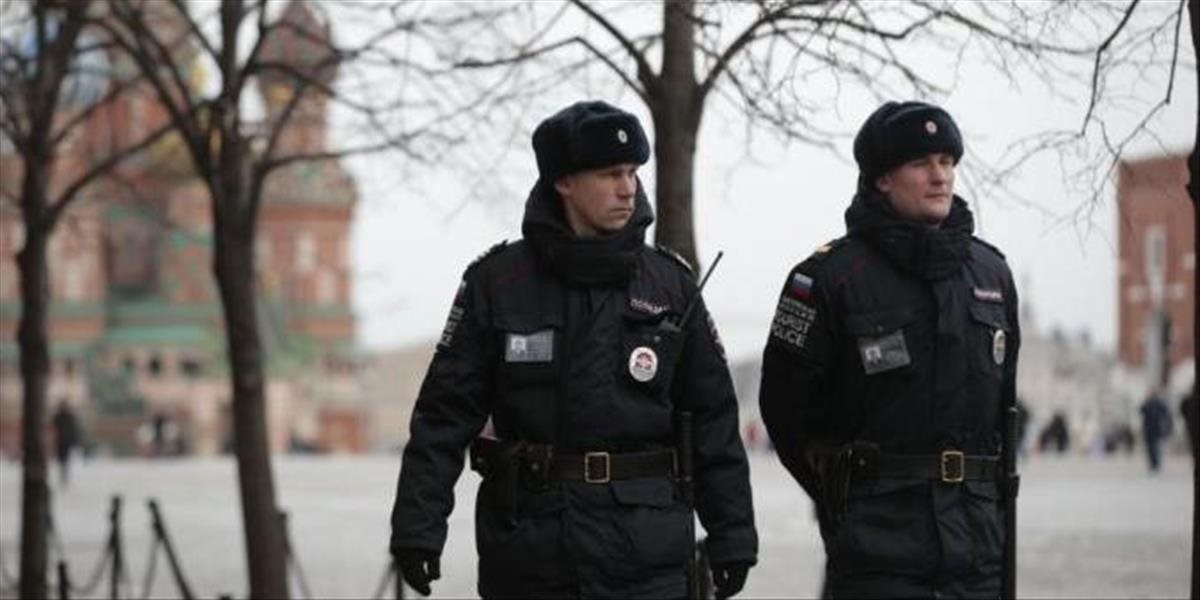 Bývalých ruských policajtov odsúdili za takýto otrasný čin