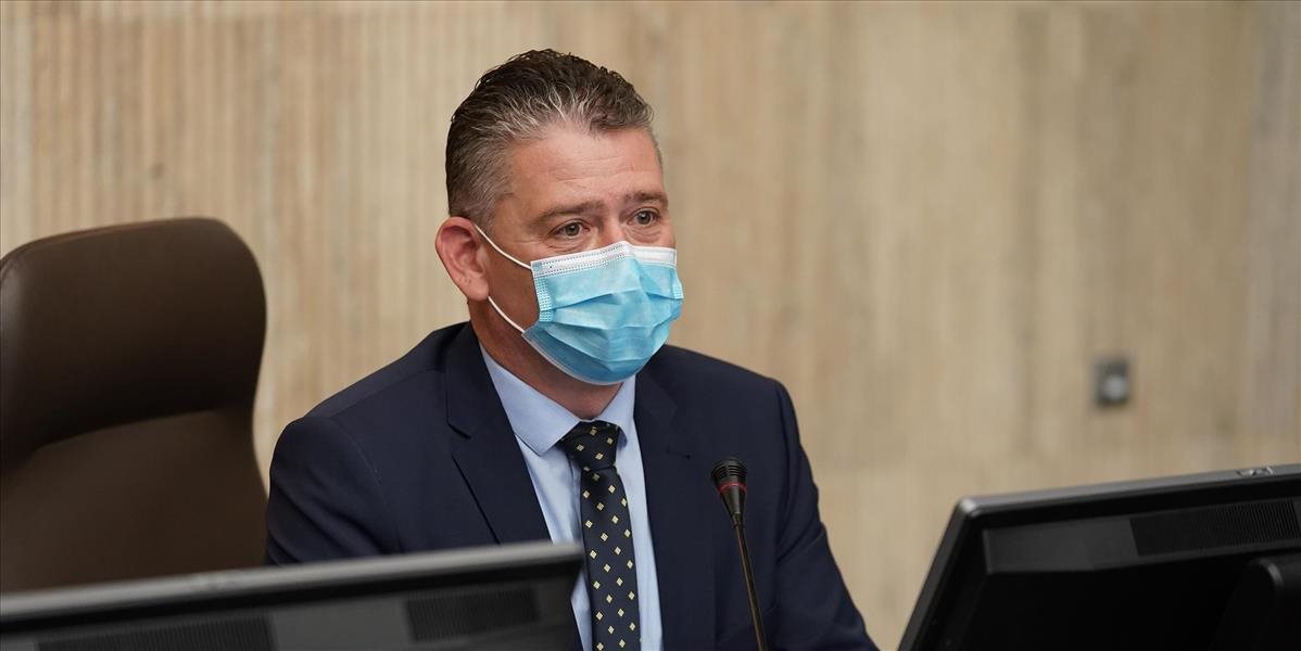 Sprístupniť poslancom informácie SIS bolo podľa Mikulca chybou