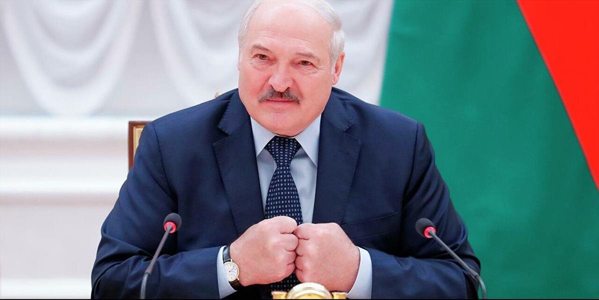 Lukašenko povolil vyšetrovateľom z Donbasu vypočuť zadržaného novinára
