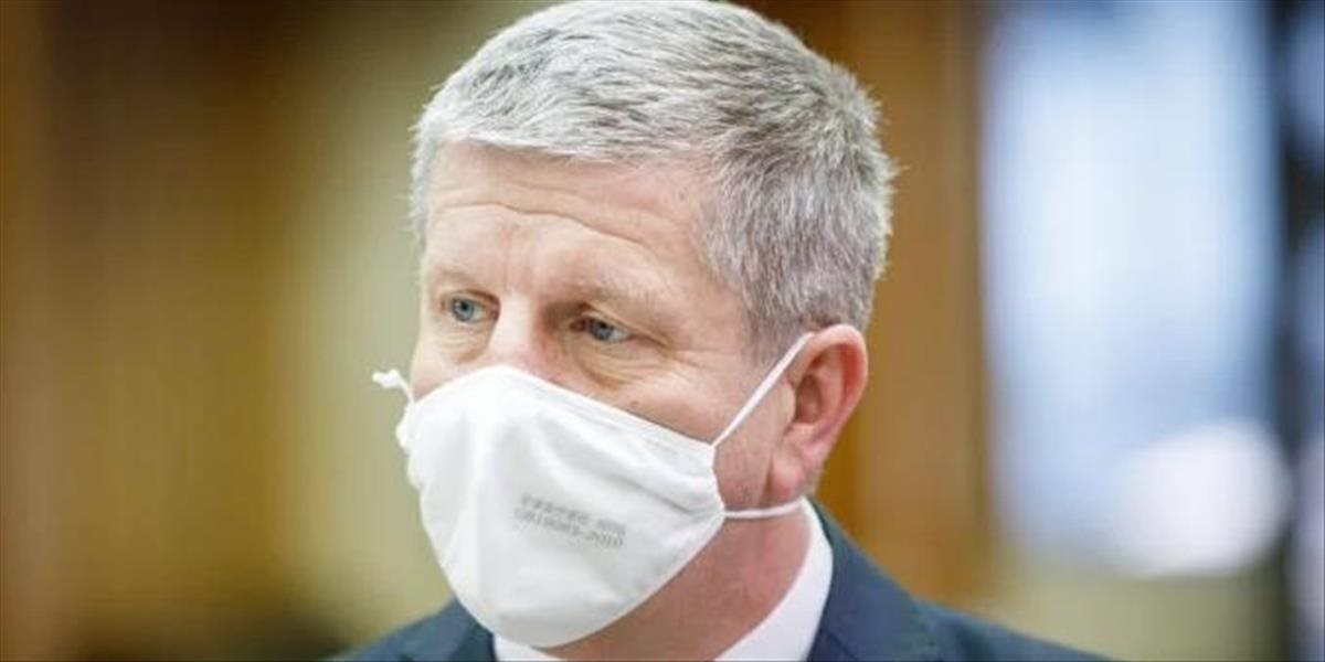 REPORTÁŽ: Problém so zasielaním neúplných dát je už podľa ministra zdravotníctva vyriešený