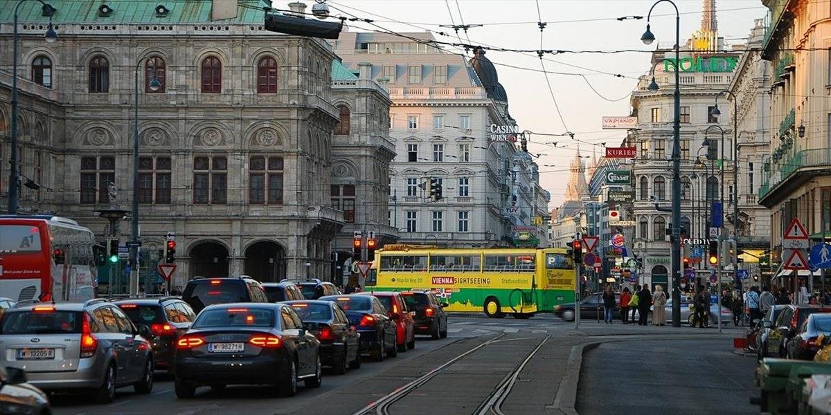 Pozrite si, aké opatrenia platia v okolitých krajinách V4 a Rakúsku