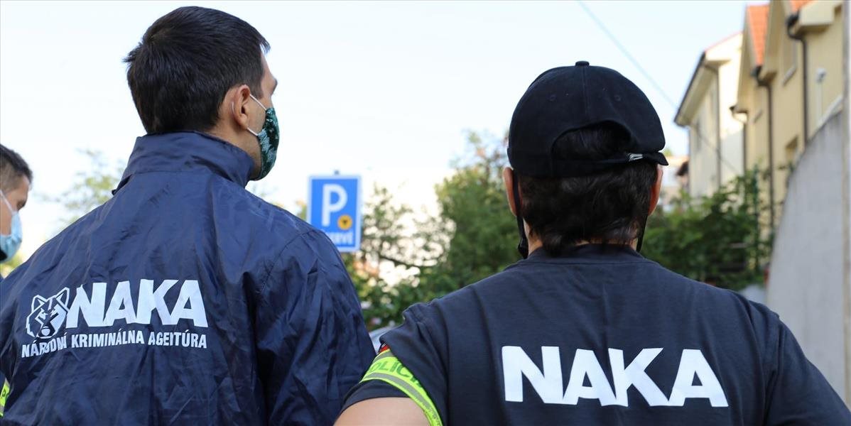 V rámci akcie „Daniari“ polícia zdržala a obvinila 14 osôb. Na vratkách DPH mali pripraviť štát o milióny eur