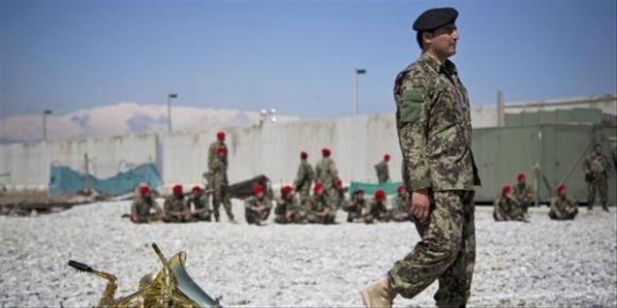 Taliban vyhráva, niektoré krajiny v Afganistane uzavreli konzuláty a Tadžikistan posilňuje hranice