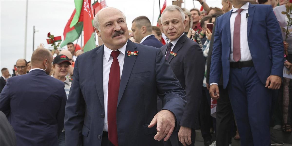 Bielorusko sa nestane útočiskom nelegálnych migrantov, odkázal EÚ Lukašenko