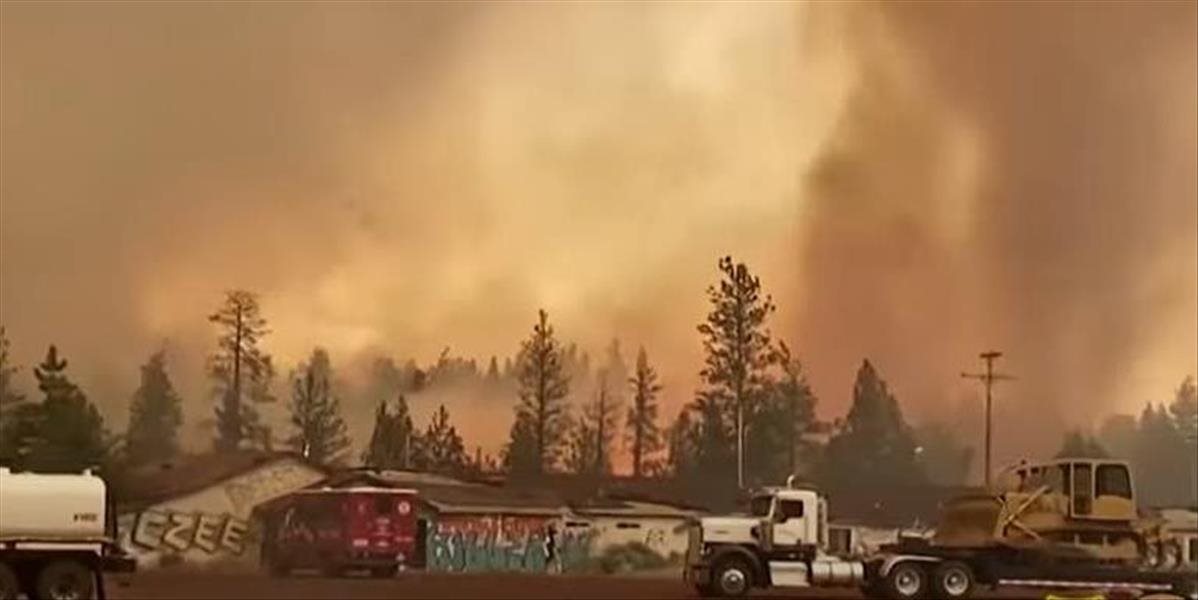 VIDEO: V Kalifornii zúrilo ohnivé tornádo