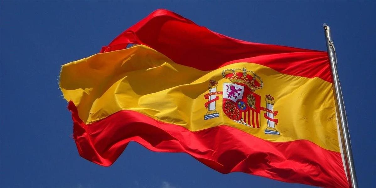 Niektoré španielske regióny sa opäť vracajú k obmedzeniam. Narastá počet pozitívnych prípadov u ľudí do 30 rokov