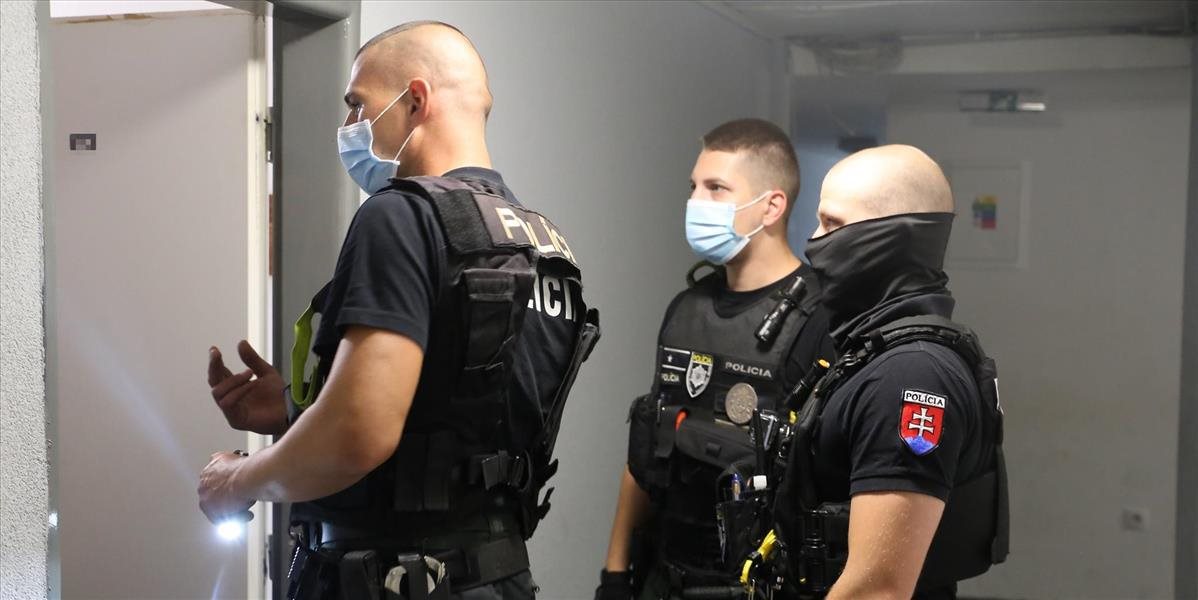 Služobné zákroky policajtov sa budú nahrávať opäť na kameru