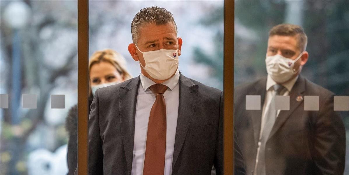 Minister Roman Mikulec posiela pendlerom jasný odkaz! Protesty na hraniciach vám nepomôžu!