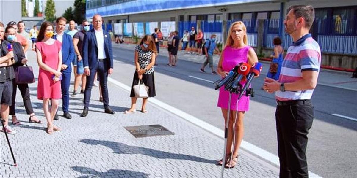 Eduardovi Hegerovi záleží na dianí v našej krajine. Snažil sa ľuďom prehovoriť do duše