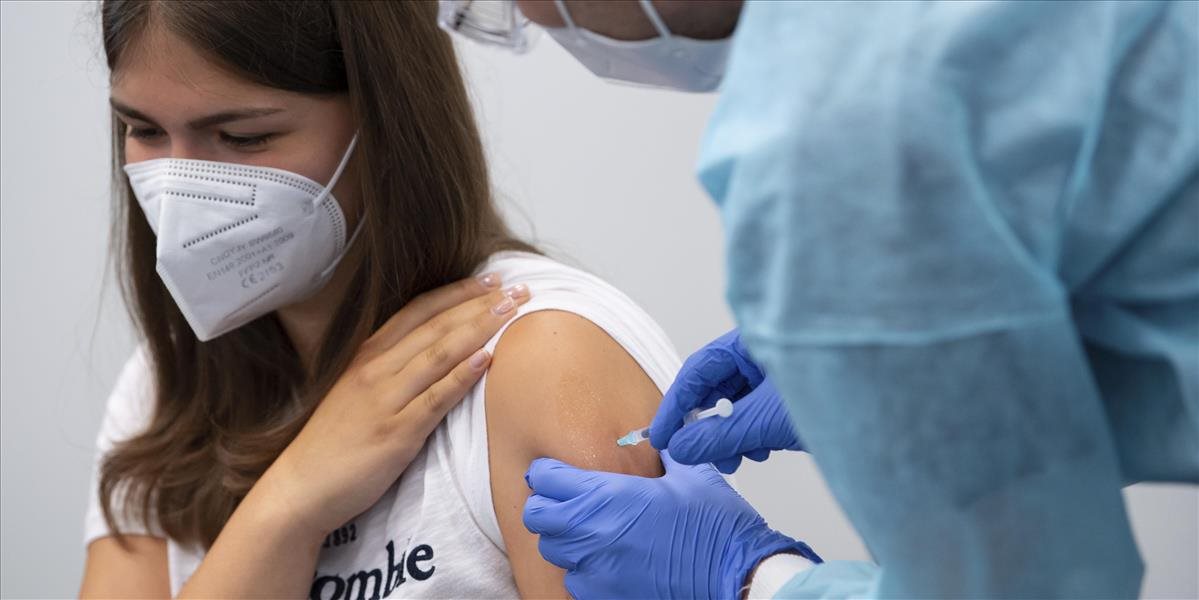 EÚ dosiahla cieľ v zaočkovanosti! Minimálne jednu dávku vakcíny už dostalo 70 percent dospelej populácie