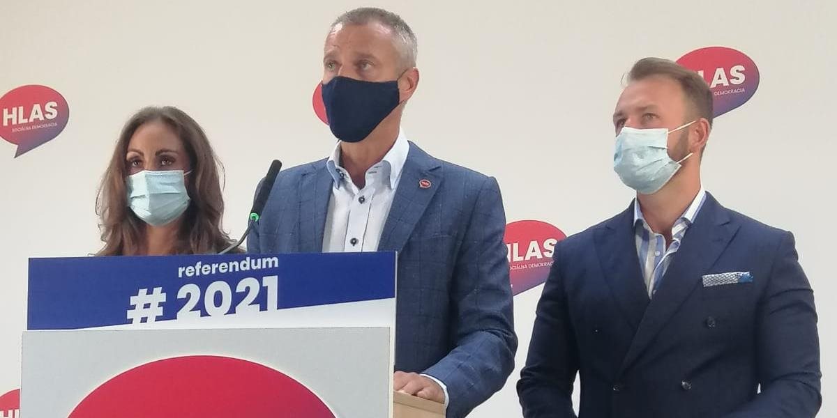 REPORTÁŽ: Vláda sa nepripravuje na tretiu vlnu pandémie, tvrdí opozičný Hlas-SD