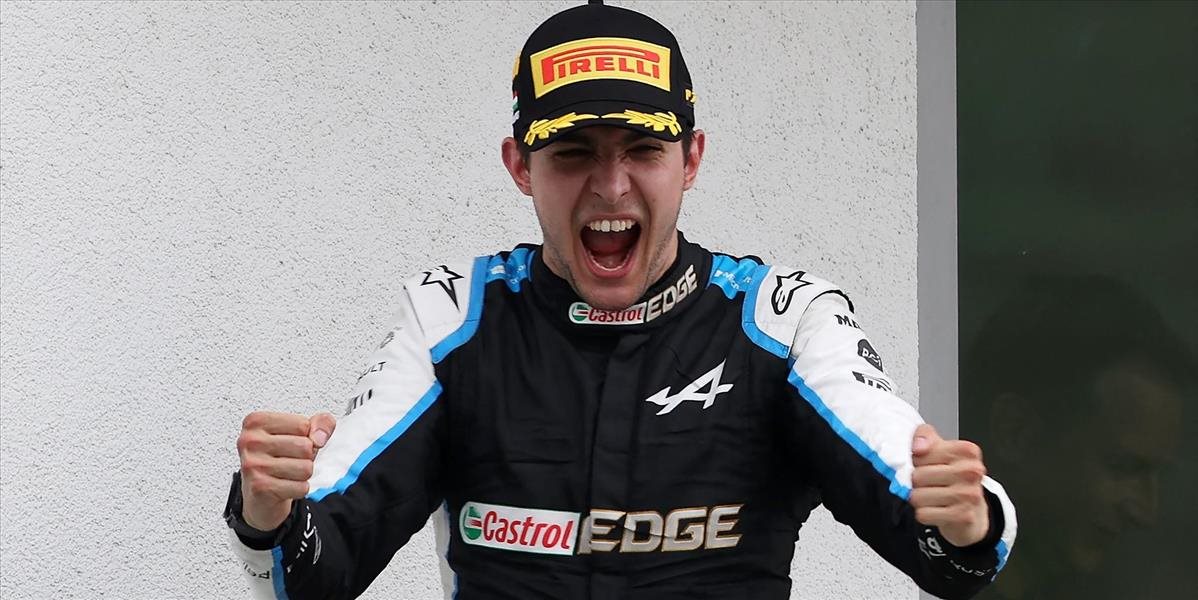 F1 má nového víťaza, obrovská nehoda v prvej zákrute