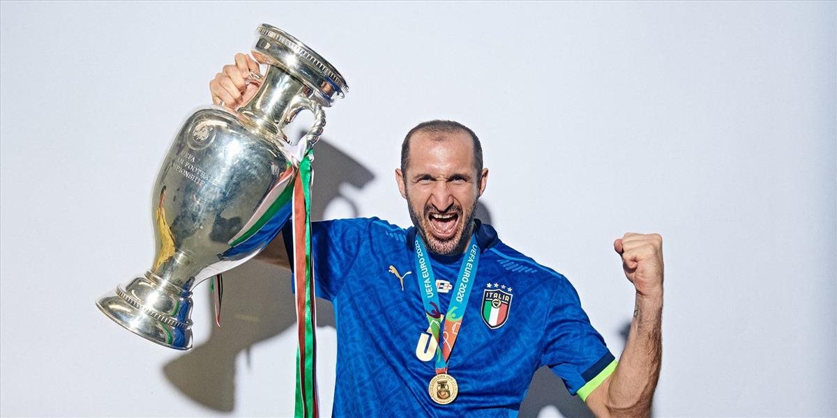 Matuzalem Chiellini pokračuje v kariére, Juventus s ním predĺžil zmluvu o ďalší rok