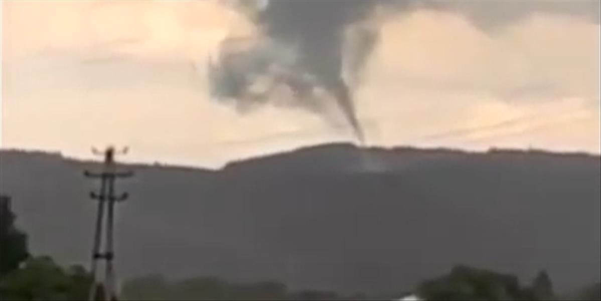 VIDEO: Na východnom Slovensku zúrilo tornádo! Niekoľko domov prišlo o strechy