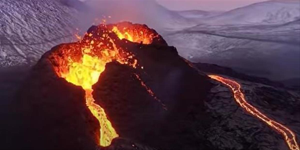 VIDEO: Tri aljašské vulkány chrlia popol a lávu! Hrozí nebezpečenstvo?