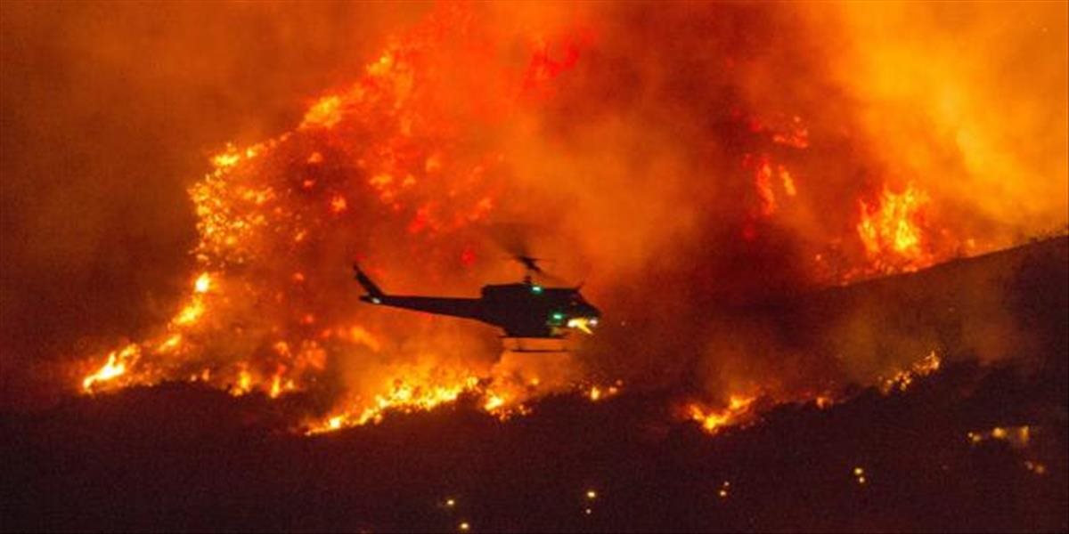 VIDEO: Obrovské požiare v Kalifornii už zničili takmer 450 000 akrov