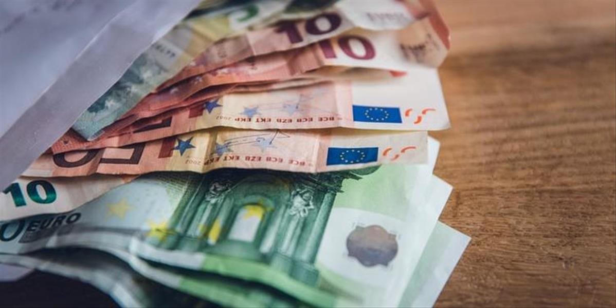 Ministerstvo práce bude vyplácať prvú pomoc. Reaguje na nový COVID automat