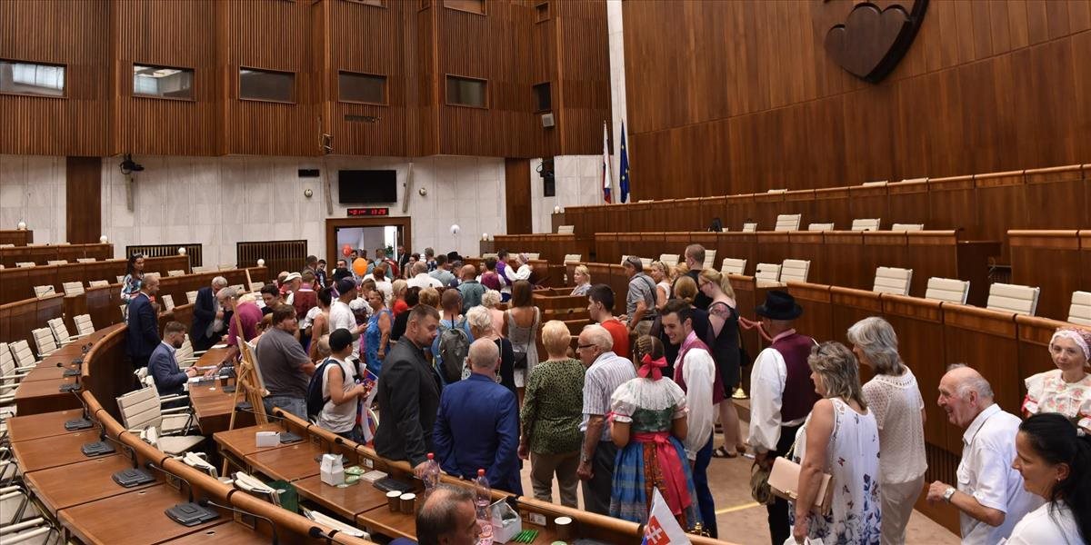 Deň otvorených dverí v parlamente sa tento rok konať nebude