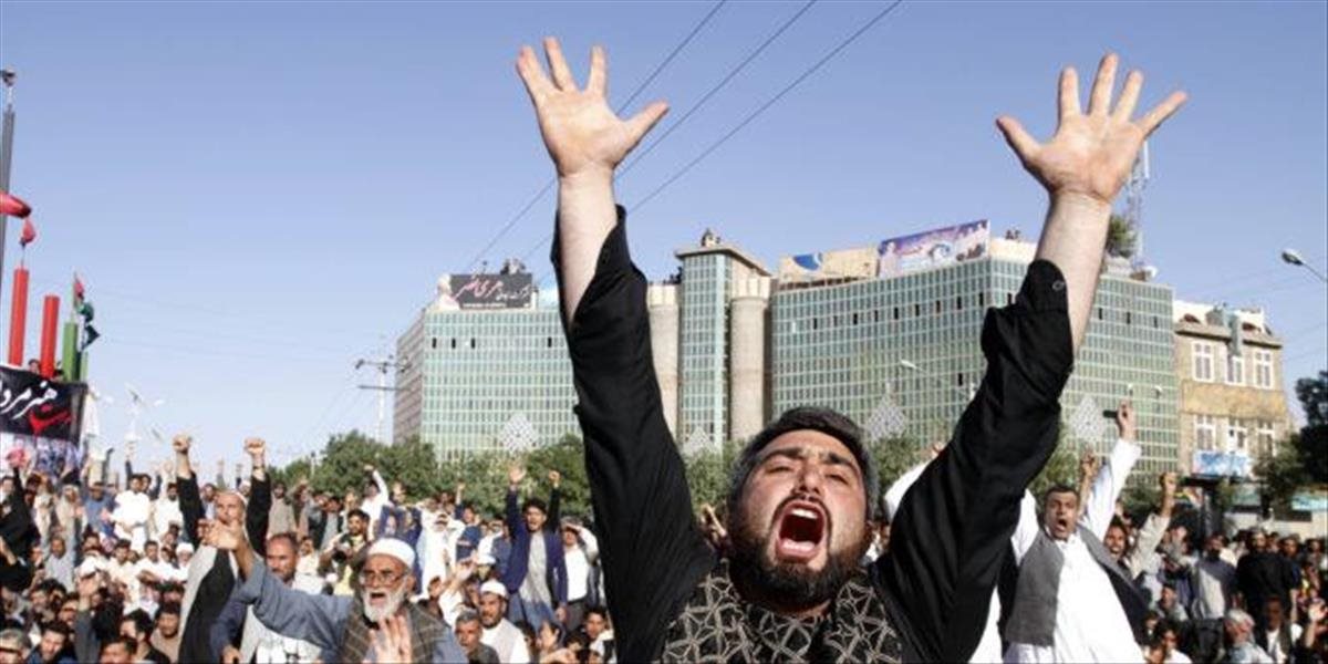 Taliban doslova loví novinárov!