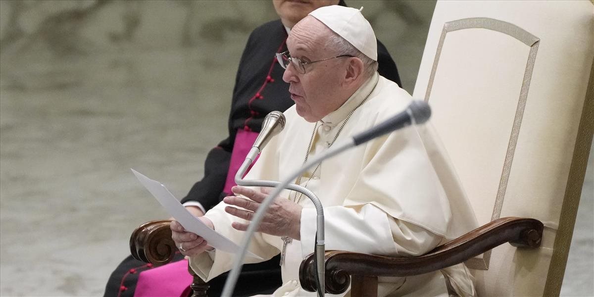Pápež František priznal, že pri nedávnej operácii mu život zachránil ošetrovateľ