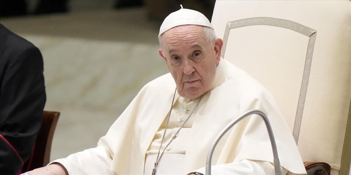 Počas návštevy pápeža Františka je ohlásený protest za odluku cirkvi od štátu