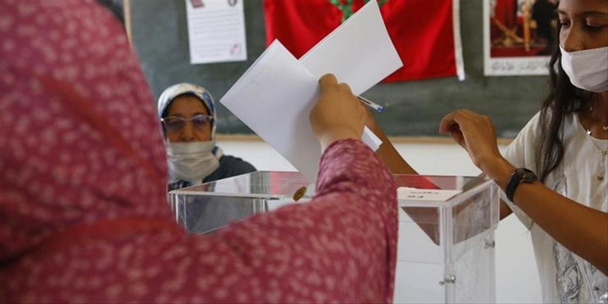 Vládnuca islamistická strana v Maroku utrpela vo voľbách zdrvujúcu porážku