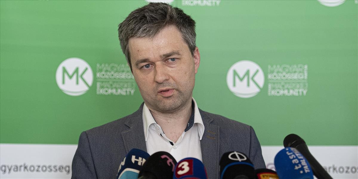 Hnutie Spolupatričnosť na kongrese odsúhlasilo fúziu s SMK a Most-Híd
