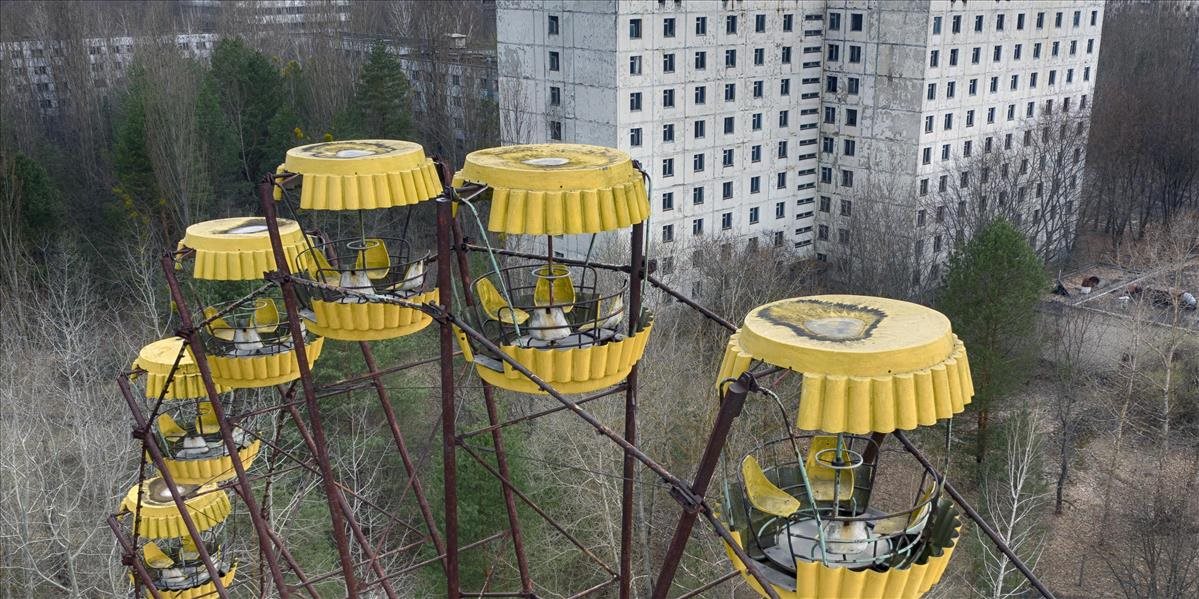 Experti zmerajú radiáciu v okolí Černobyľskej atómovej elektrárne
