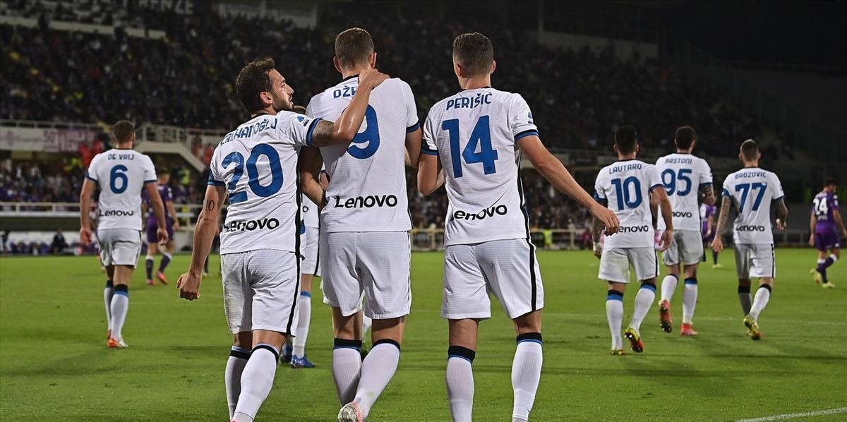 Serie A: Škriniarov Inter späť v čele tabuľky