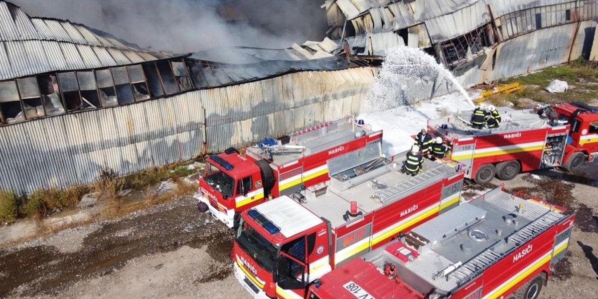 Požiar v sklade materiálov propánbutánovej spoločnosti spôsobil škody takmer za milión eur