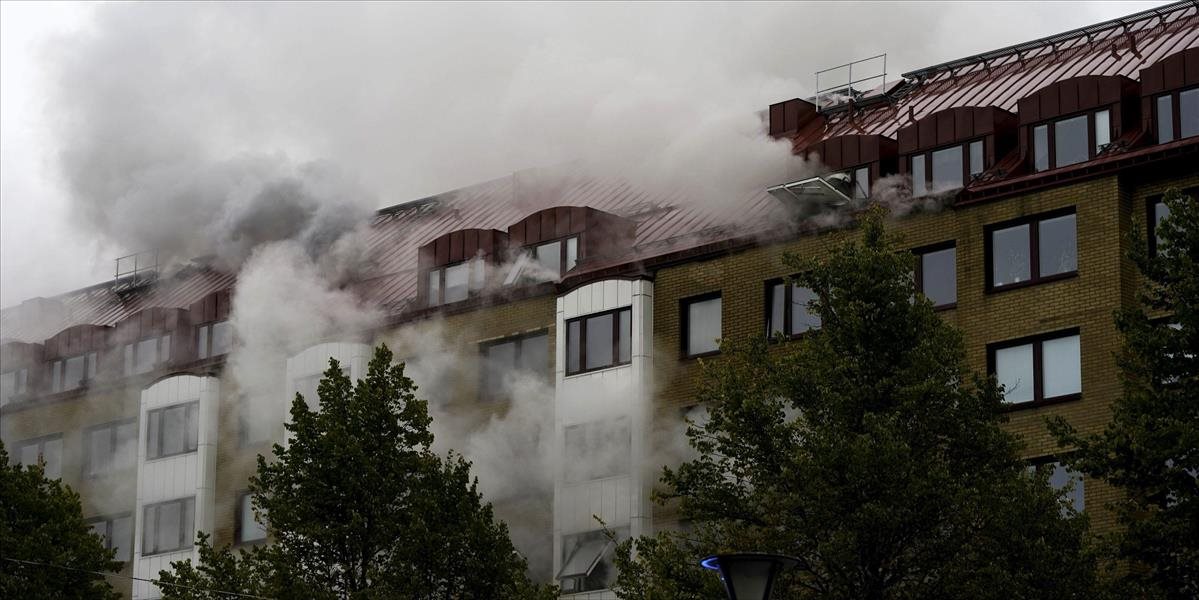 VIDEO: V Göteborgu vybuchol obytný dom. Na mieste sú desiatky záchranárov