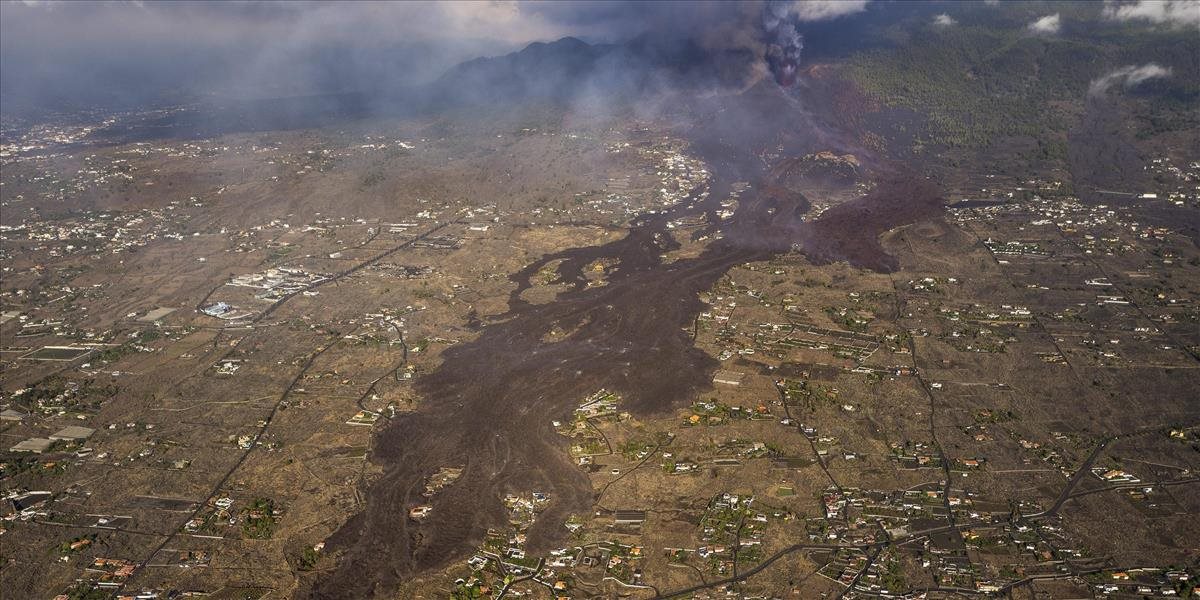 Ostrov La Palma sa zahalil do hustého čierneho dymu! Úrady nariadili lockdown