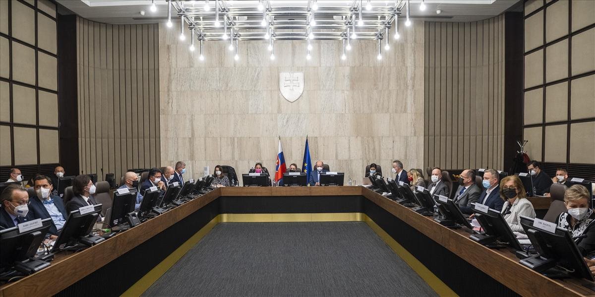 Zdražovanie energií sa týka všetkých. Tripartita navrhla riešenia
