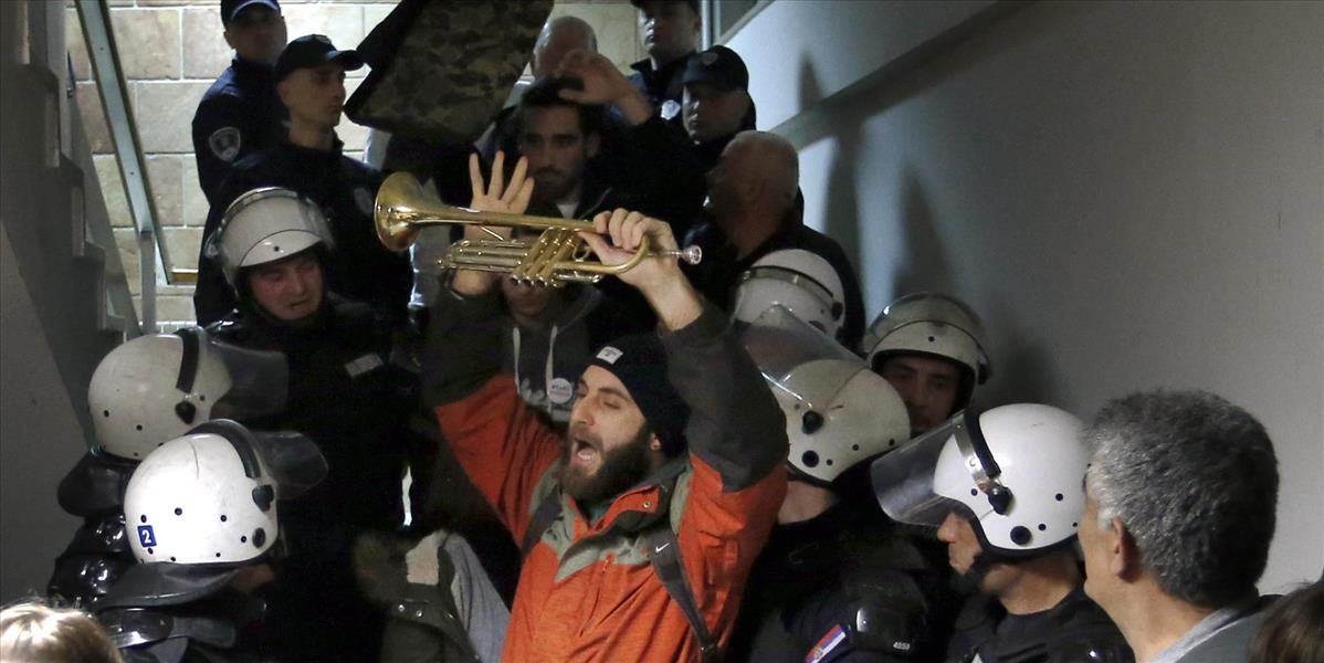 Na ruskom ministerstve zahraničných vecí varovali pred zhoršujúcou sa situáciou na Balkáne