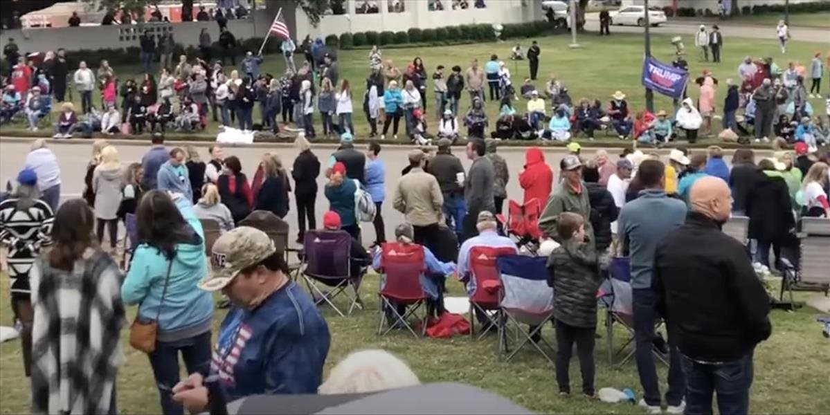 Očakávaný návrat zo záhrobia J. F Kennedyho sa nekonal. Konšpirátori sa cítia podvedení