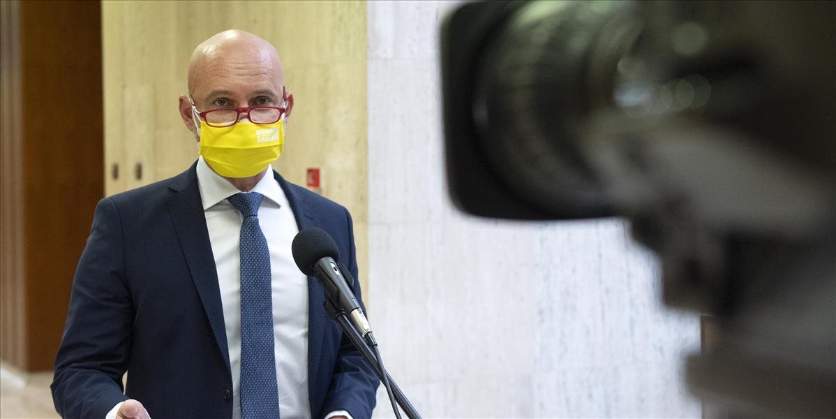 Branislav Gröhling: Dočasné zatvorenie škôl nie je riešením situácie
