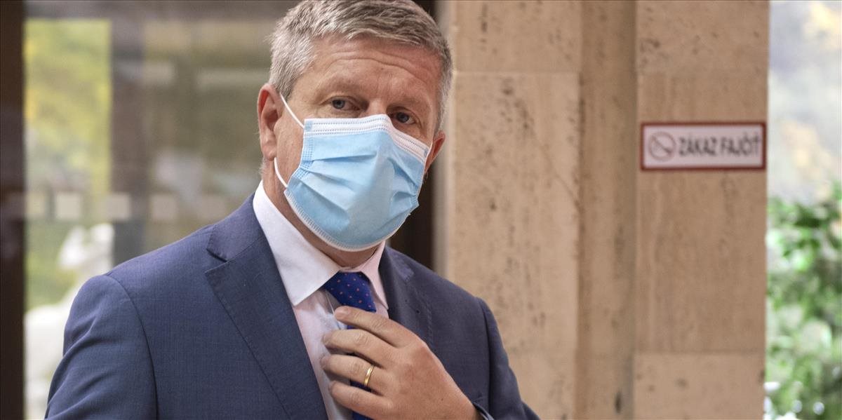 Čakali by ste, že najväčšiu dôveru Slovákov má Vladimír Lengvarský? Komu dôverujeme najmenej?