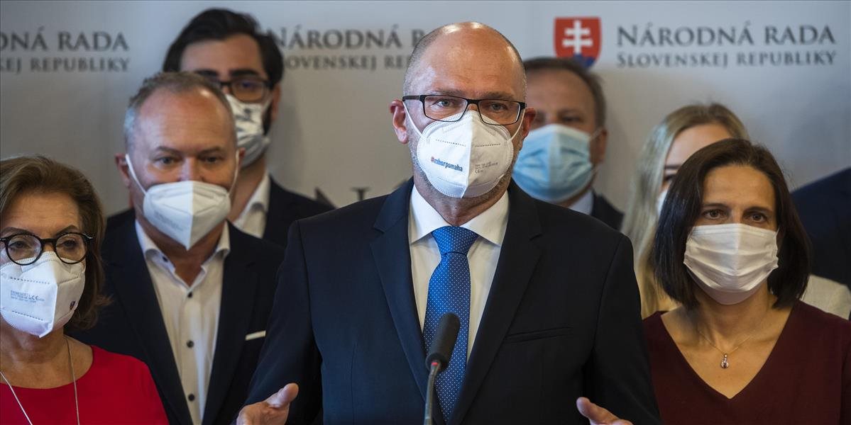 SaS Matovičove 500-eurové poukážky pre dôchodcov vetovala!