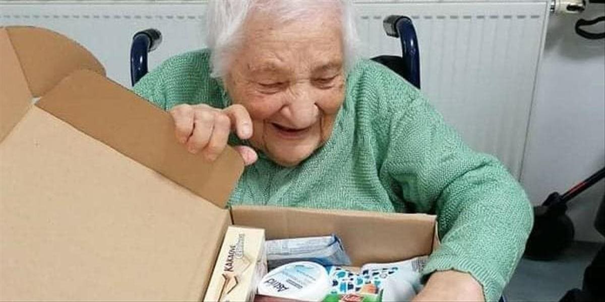 Obdarujte opustených seniorov v DSS-kach. Krabicou plnou lásky im zaručene spríjemníte Vianoce!