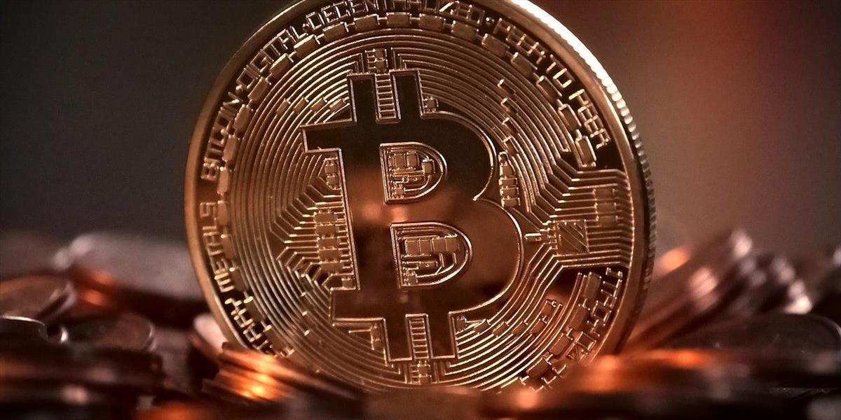 Bitcoin opäť oslabuje, jeho cena klesla pod 50-tisíc USD