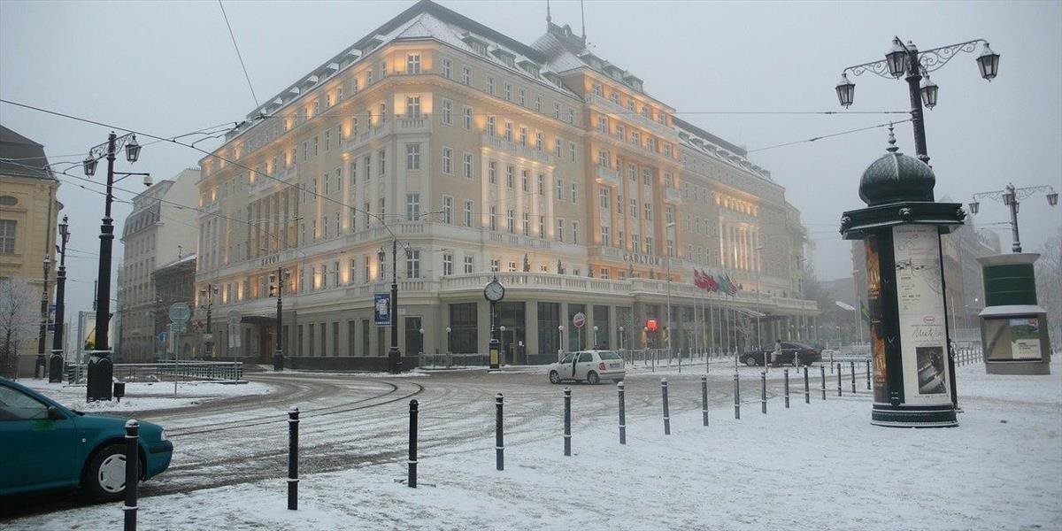 Bratislavčania by sa mali pripraviť na poriadnu snehovú nádielku! Hlavné mesto zasiahne najintenzívnejšie sneženie od roku 2013