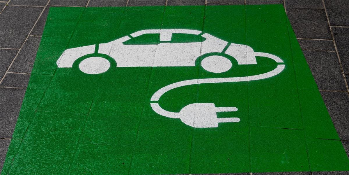 Najlacnejšie a najdrahšie elektromobily na Slovensku! Dostanete na ne dotácie? Ako je to vo svete?