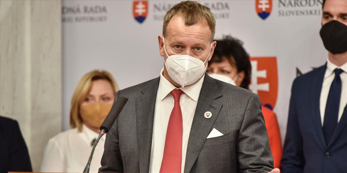 AKTUALIZÁCIA: Boris Kollár zaplatí pokutu za záchranárov