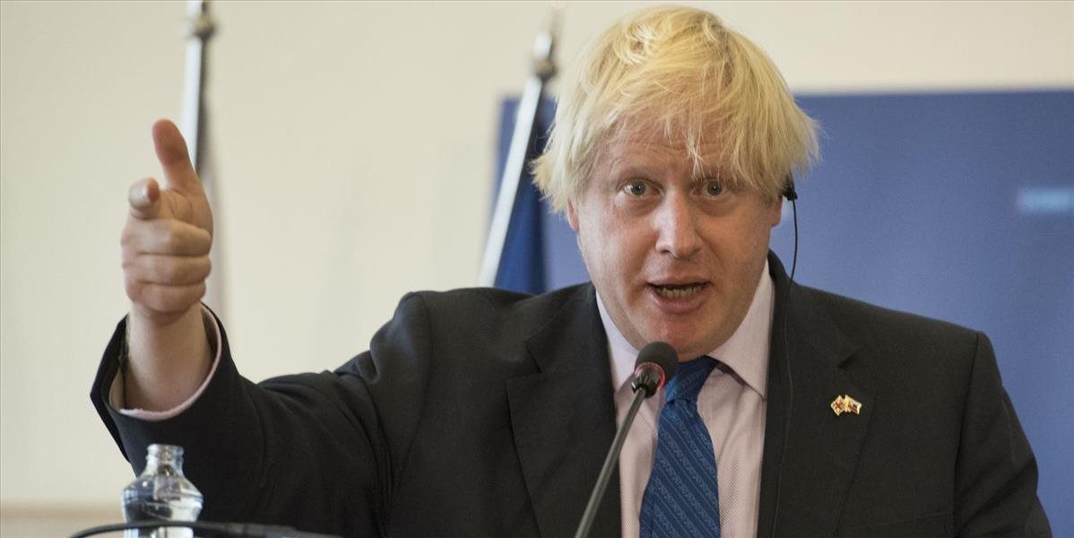 Situácia je lepšia než koncom roka 2020, uviedol Boris Johnson v novoročnom príhovore